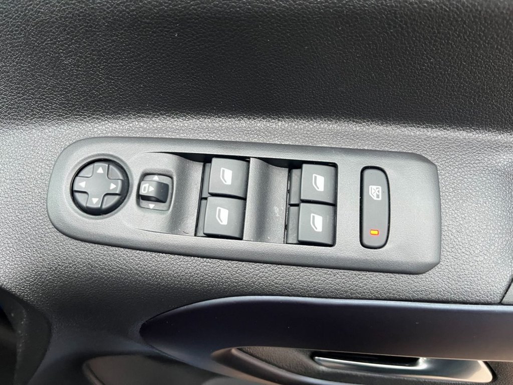 Used Peugeot Rifter 2022 for sale - 77370025: Photo 27