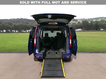 Used Ford Grand Tourneo Connect 2019 for sale - 78401159: Photo