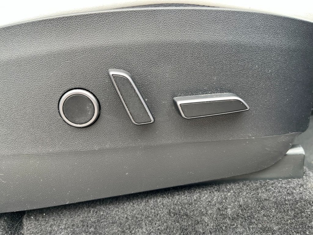 Used Tesla Model Y 2023 for sale - 77161919: Photo 16