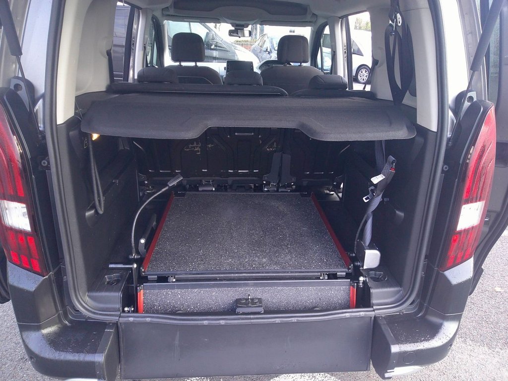 Used Peugeot Rifter 2019 for sale - 76647226: Photo 12