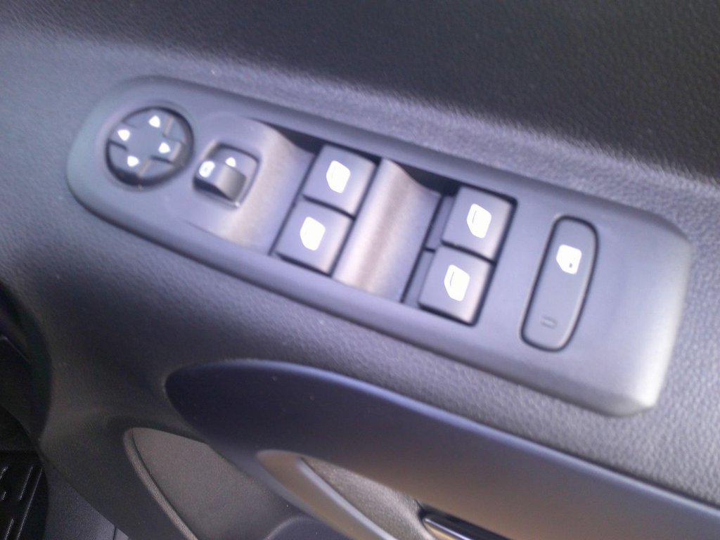 Used Peugeot Rifter 2019 for sale - 76647226: Photo 17