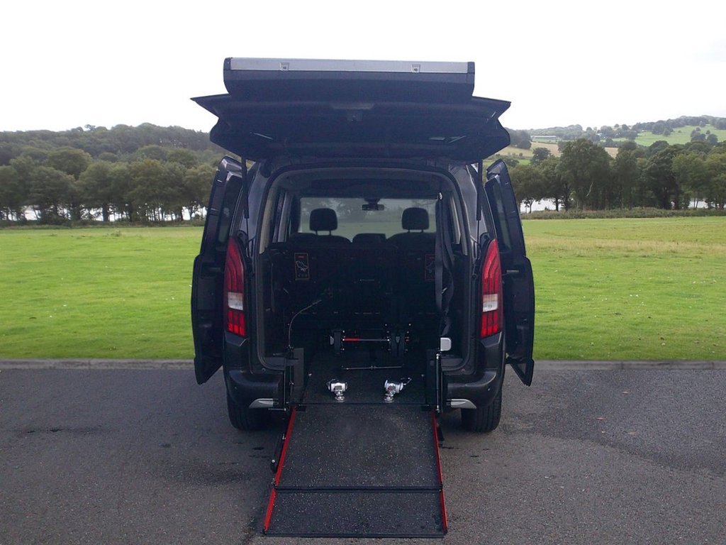 Used Peugeot Rifter 2019 for sale - 76647226: Photo 3