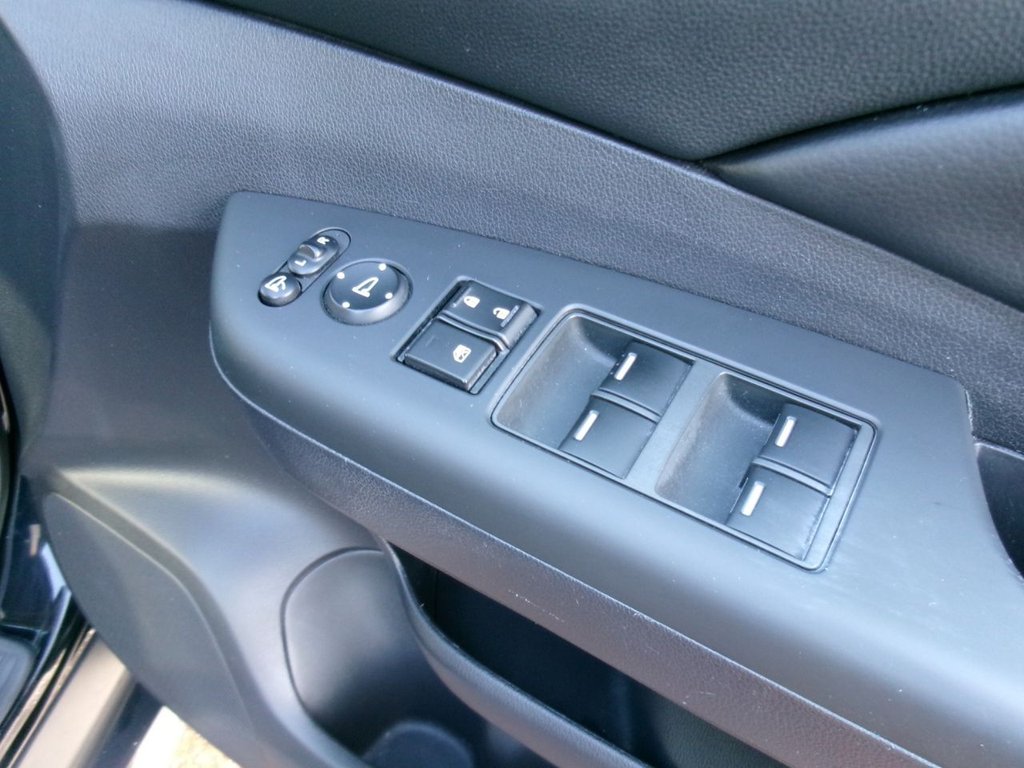 Used Honda CR-V 2017 for sale - 77583878: Photo 11