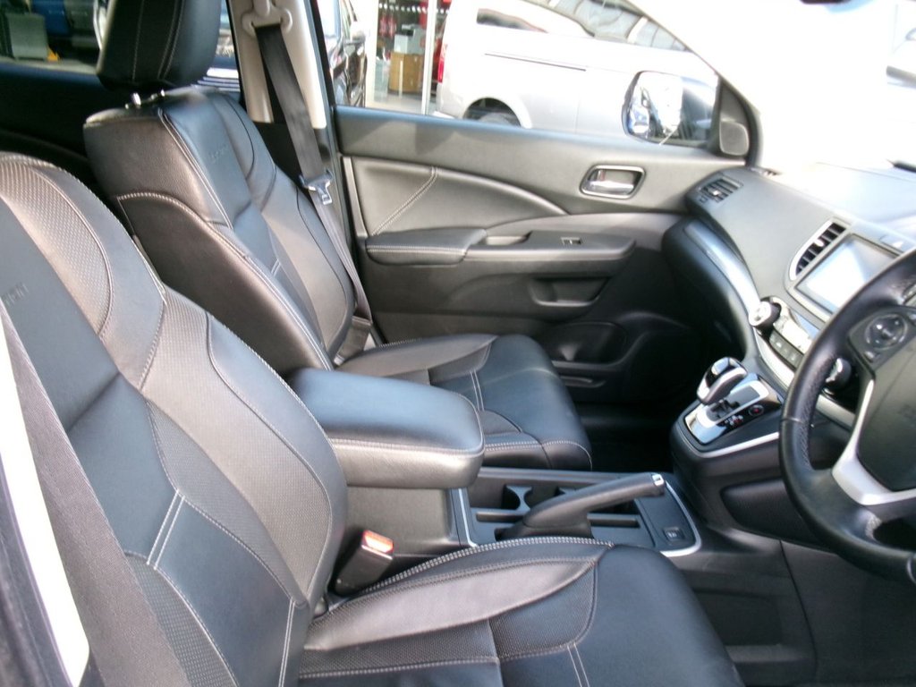 Used Honda CR-V 2017 for sale - 77583878: Photo 8