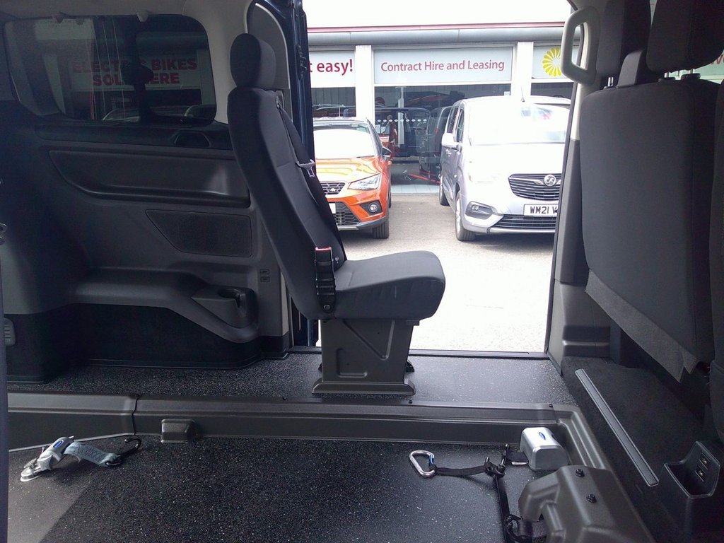 Used Ford Tourneo Custom 2023 for sale - 76647187: Photo 9