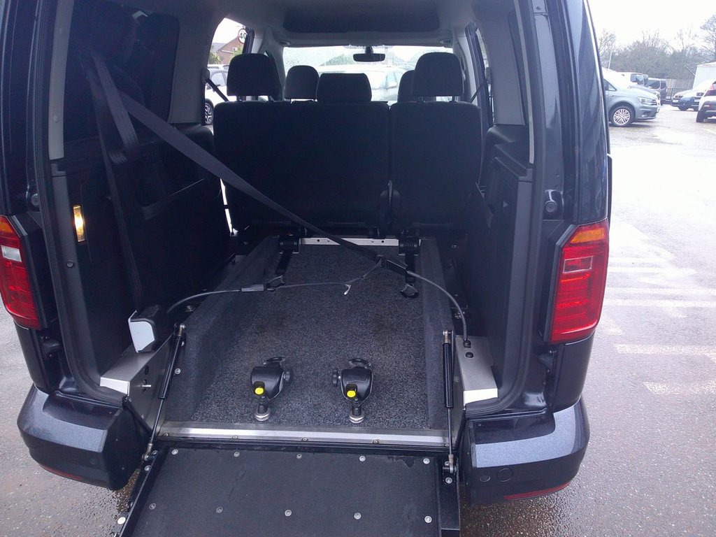 Used Volkswagen Caddy Maxi Life 2020 for sale - 77383890: Photo 6