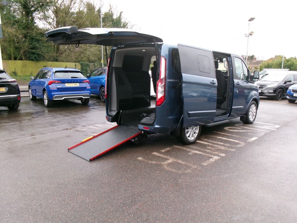 Used Ford Tourneo Custom 2020 for sale - 78044347: Photo 2