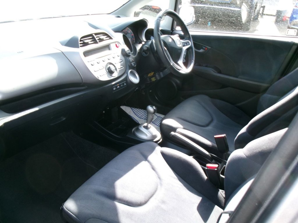 Used Honda Jazz 2010 for sale - 78200150: Photo 24