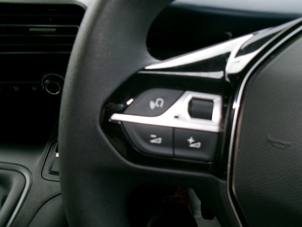 Used Peugeot Rifter 2023 for sale - 78134360: Photo 15