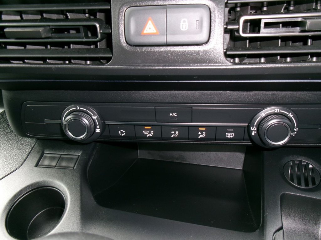 Used Peugeot Rifter 2023 for sale - 78134360: Photo 17