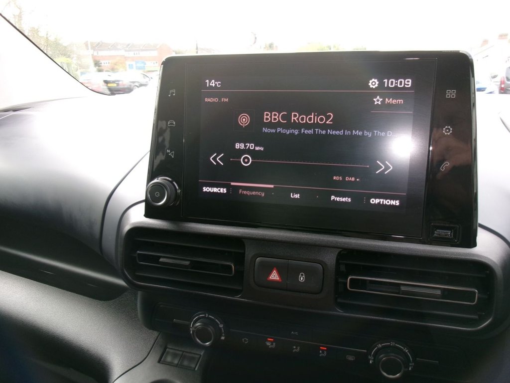 Used Peugeot Rifter 2023 for sale - 78134360: Photo 21