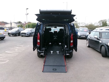 Used Peugeot Rifter 2023 for sale - 78134360: Photo