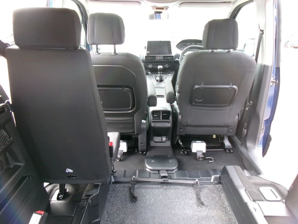 Used Peugeot Rifter 2023 for sale - 78134360: Photo 6