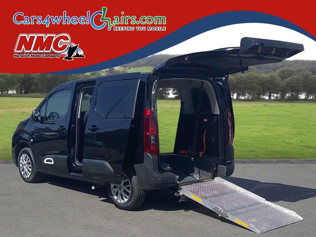 Used Ford Tourneo Custom 2020 for sale - 76647200: Photo 36