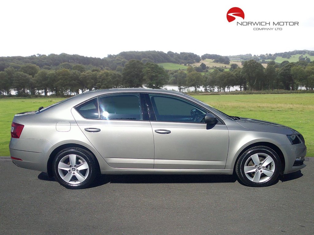 Used Skoda Octavia 2018 for sale - 76647194: Photo 3