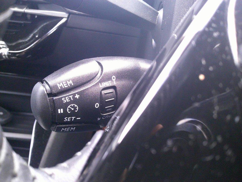 Used Peugeot 2008 2023 for sale - 76647215: Photo 15