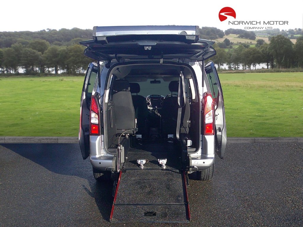 Used Peugeot Partner Tepee 2018 for sale - 76740220: Photo 3