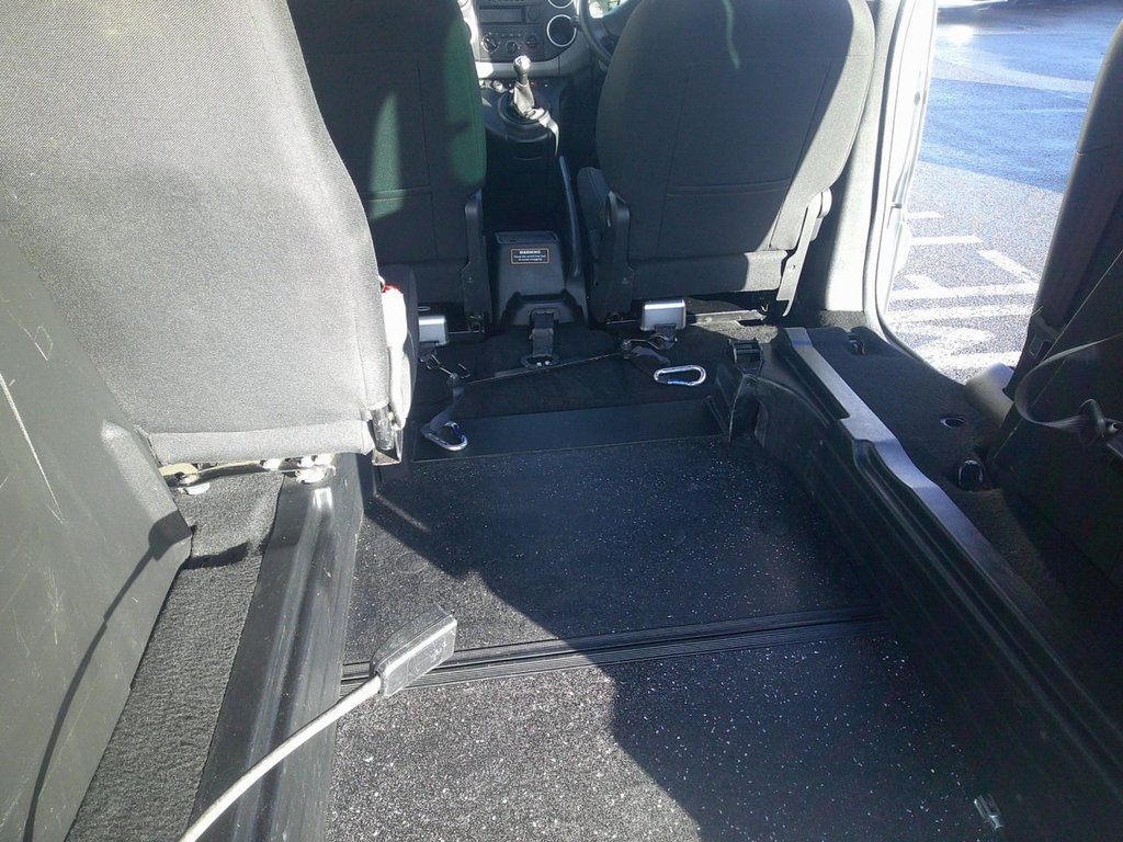 Used Peugeot Partner Tepee 2018 for sale - 76740220: Photo 5