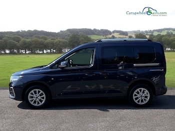 Used Ford Tourneo Connect 2024 for sale - 79072731: Photo