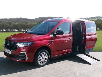 Used Ford Grand Tourneo Connect 2023 for sale - 79550928: Photo