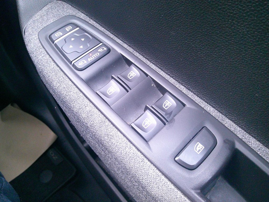 Used Renault Zoe 2022 for sale - 76647224: Photo 20