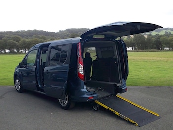 Used Ford Grand Tourneo Connect 2020 for sale - 77779944: Photo