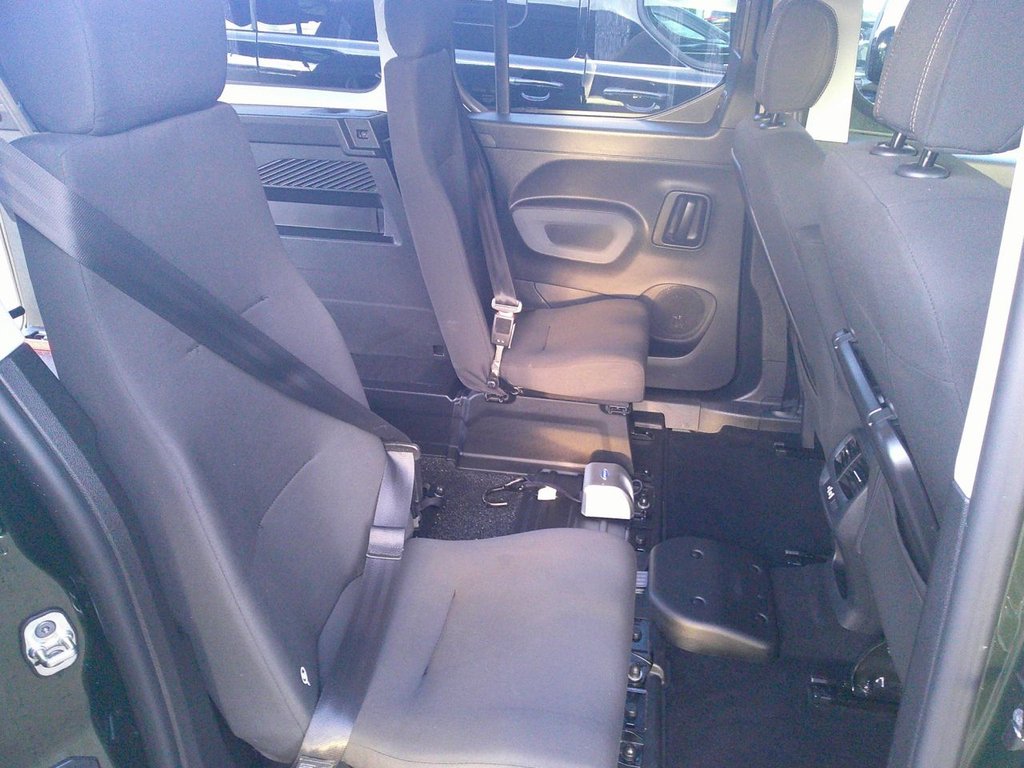 Used Peugeot Rifter 2024 for sale - 76647209: Photo 12