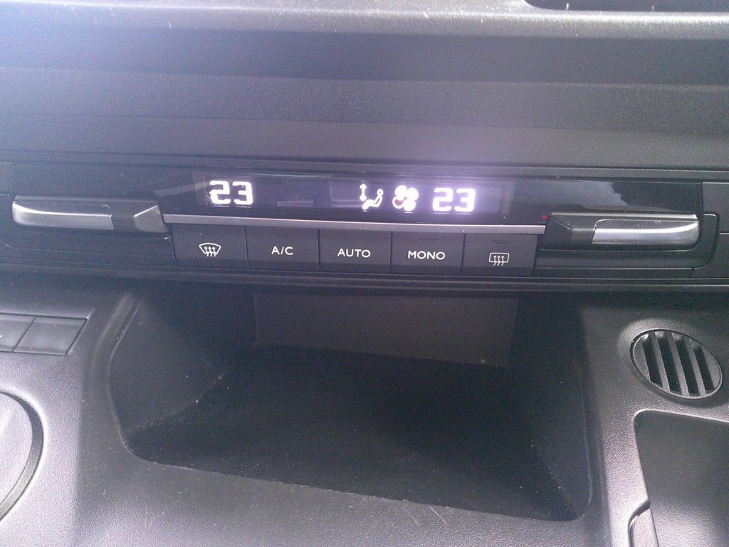 Used Peugeot Rifter 2024 for sale - 76647209: Photo 23