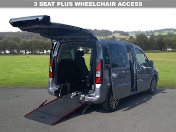 2017 (17) - 1.6 BlueHDi Allure MPV 5dr Diesel Manual Euro 6 (s/s) (100 ps)