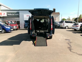 Used Ford Tourneo Custom 2021 for sale - 78240980: Photo