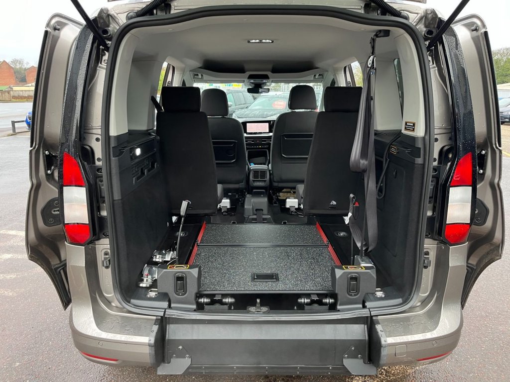 Used Ford Tourneo Connect 2024 for sale - 77356091: Photo 15