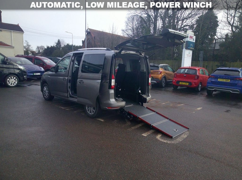 Used Ford Tourneo Connect 2024 for sale - 77356091: Photo 2