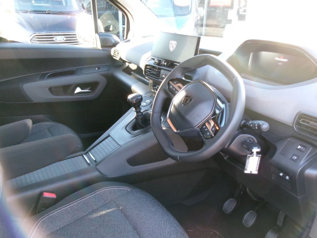 Used Peugeot Rifter 2025 for sale - 77937085: Photo 11