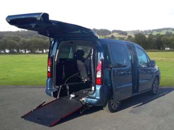 Used Peugeot Partner 2018 for sale - 74065277: Photo