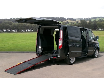 Used Ford Tourneo Custom 2019 for sale - 78299504: Photo