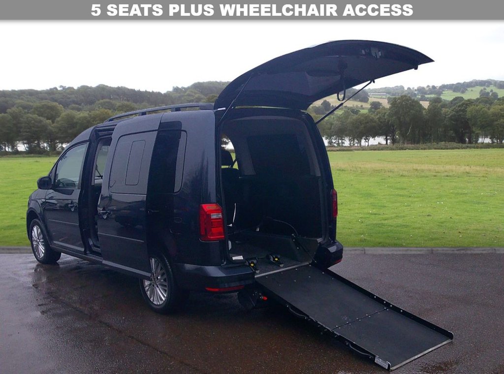 Used Volkswagen Caddy Maxi Life 2020 for sale - 77668970: Photo 1