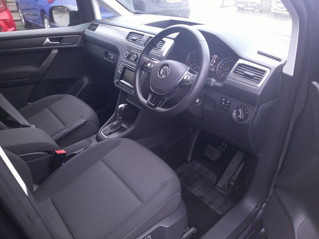 Used Volkswagen Caddy Maxi Life 2020 for sale - 77668970: Photo 10