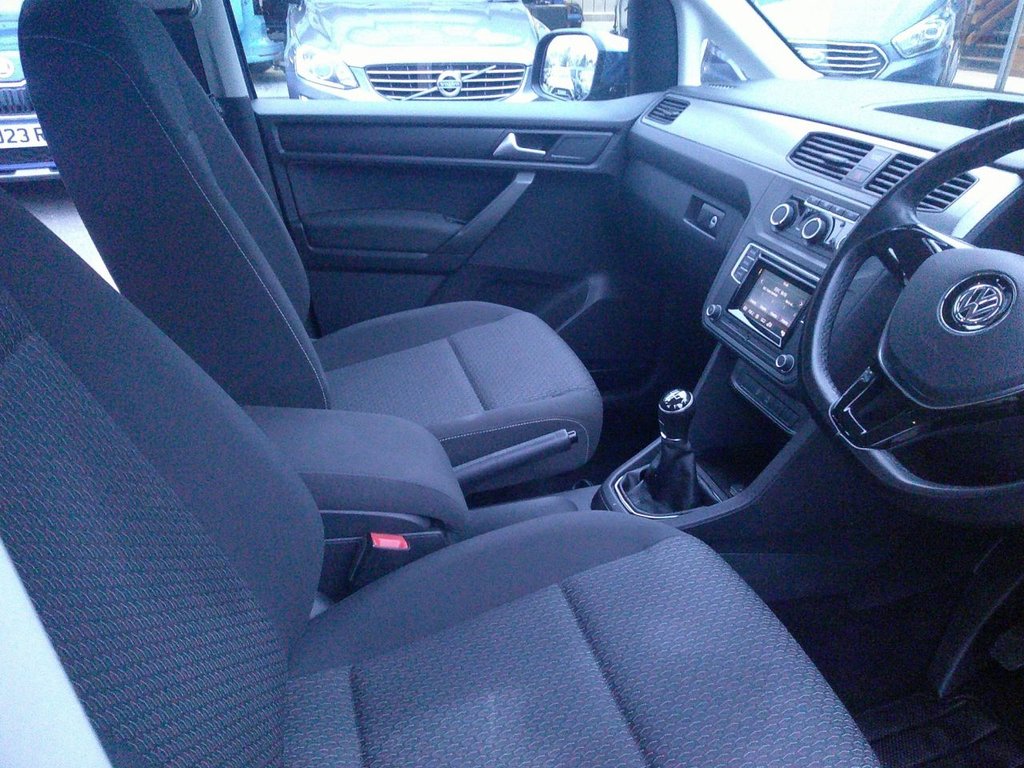 Used Volkswagen Caddy Maxi Life 2016 for sale - 77313334: Photo 13