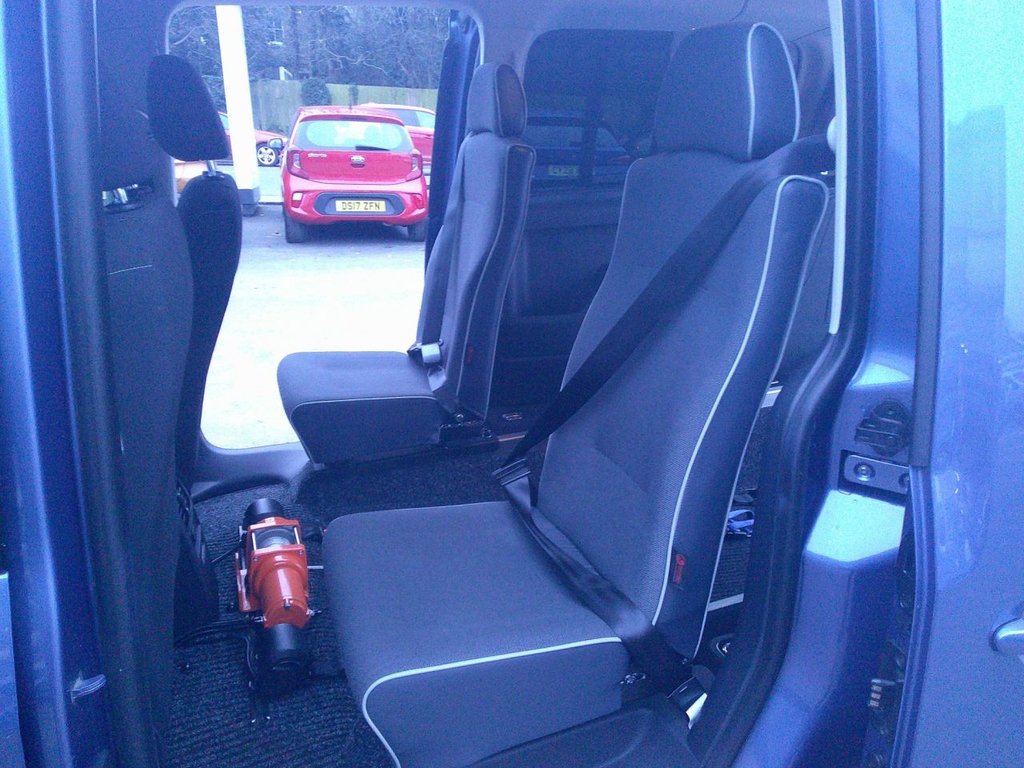 Used Volkswagen Caddy Maxi Life 2016 for sale - 77313334: Photo 8