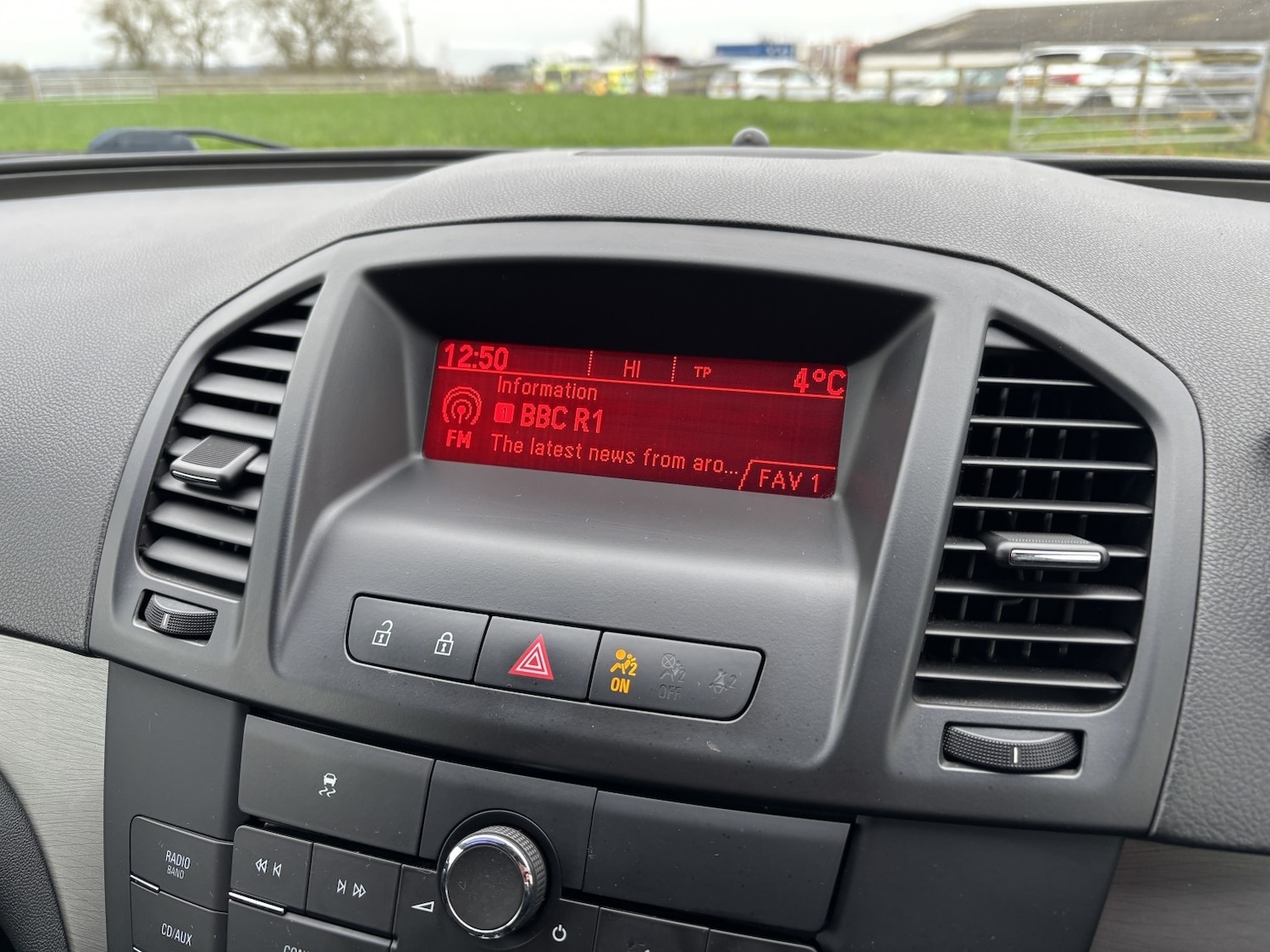 Used Vauxhall Insignia 2011 for sale - 77101377: Photo 29