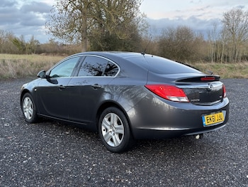 Used Vauxhall Insignia 2011 for sale - 77101377: Photo