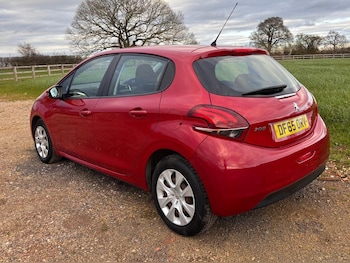 Used Peugeot 208 2015 for sale - 77707198: Photo