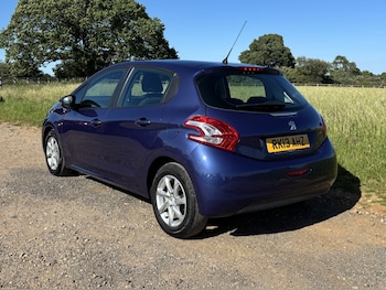 Used Peugeot 208 2013 for sale - 78858181: Photo