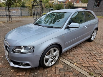 2011 - 1.8 TFSI S line 3-Door