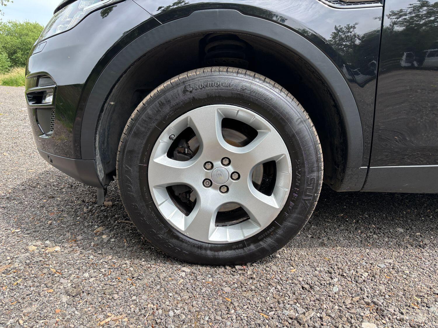 Used Land Rover Discovery Sport 2016 for sale - 76436375: Photo 20