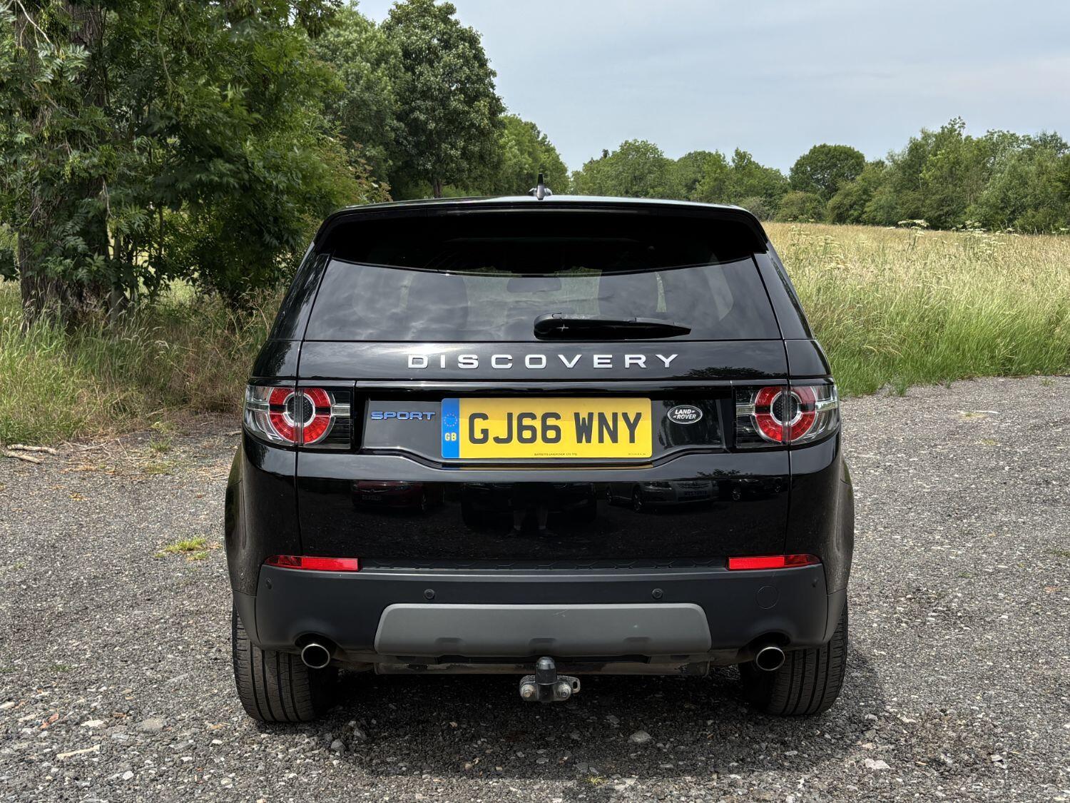Used Land Rover Discovery Sport 2016 for sale - 76436375: Photo 6