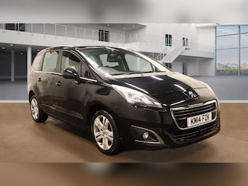 Used Peugeot 5008 2014 for sale - 77296829: Photo
