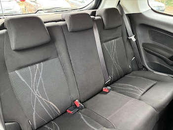 Used Peugeot 208 2013 for sale - 76063896: Photo