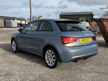 Used Audi A1 2013 for sale - 77938175: Photo