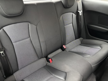 Used Audi A1 2011 for sale - 76758875: Photo